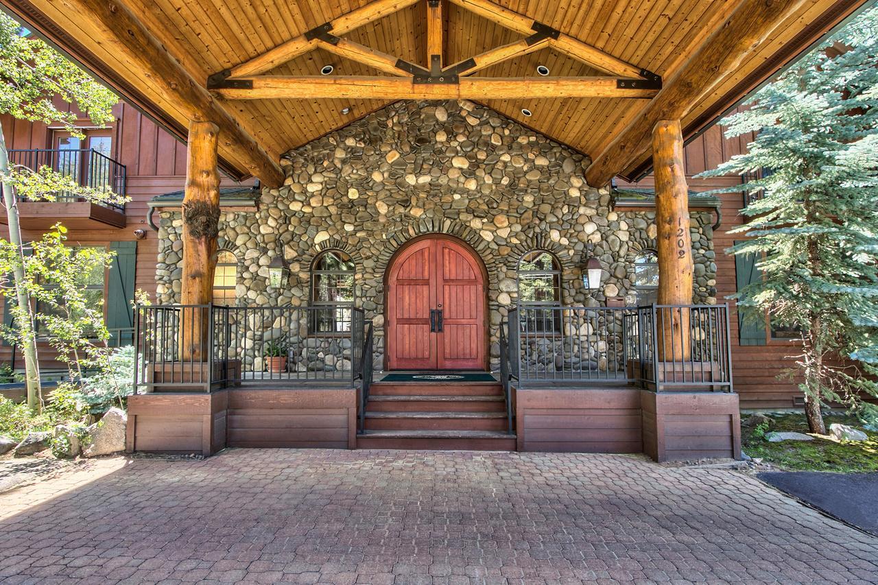 Black Bear Lodge South Lake Tahoe Exterior photo